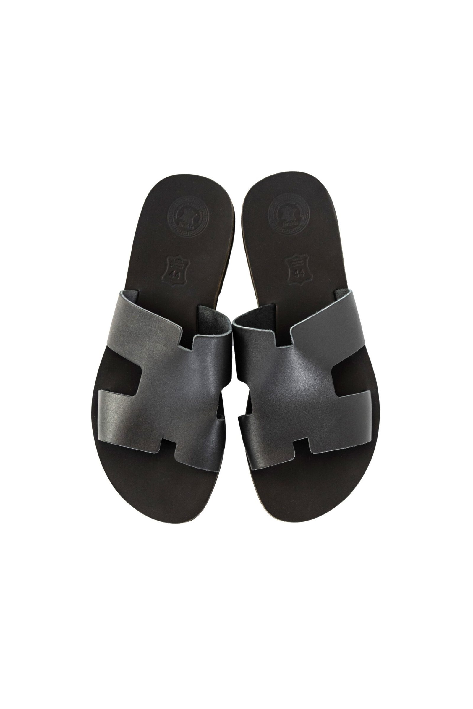 handcrafted-leather-sandals-men-cutout-design-black Handcrafted black leather sandals for men with broad cutout upper, inspired by Greek design